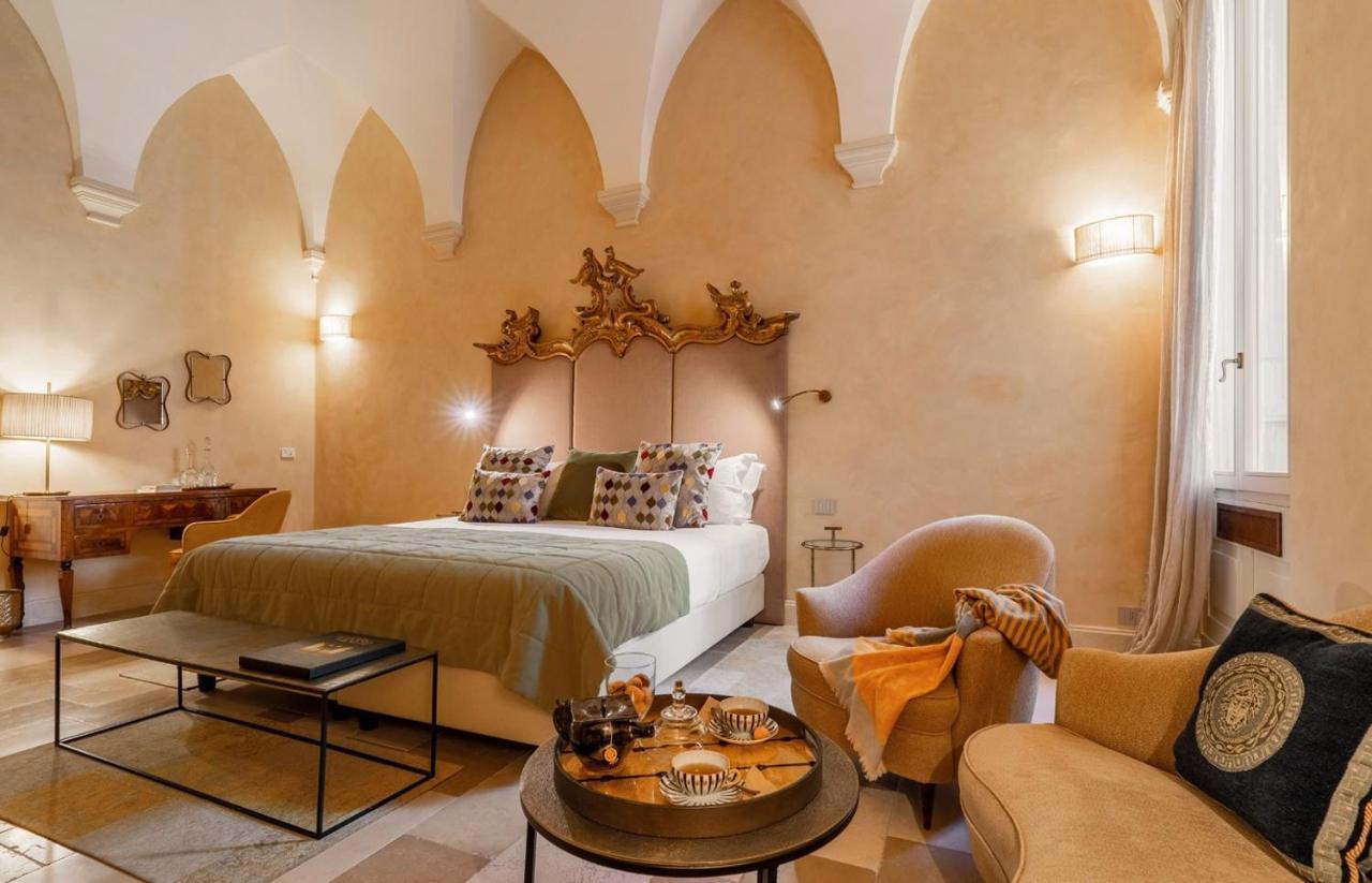 Palazzo Maresgallo Suites & Spa Lecce Exterior photo